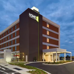 Hotel Home2 By Hilton Airport ***